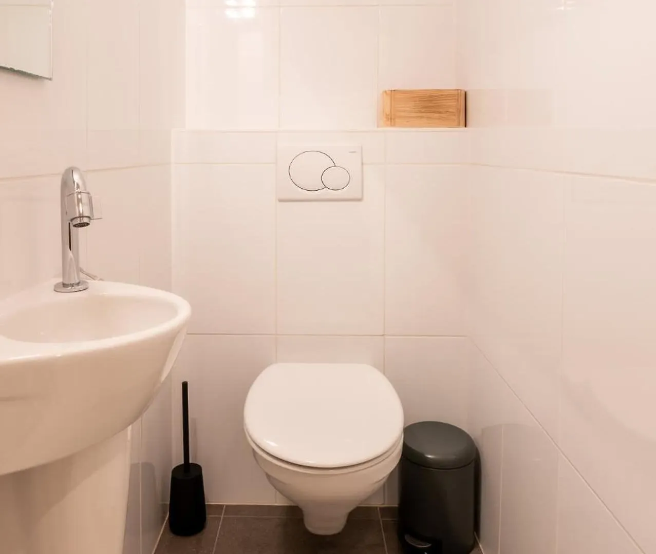 Papa Figos - Classy And Spacious 2 Bedroom Apartment 奥斯滕德