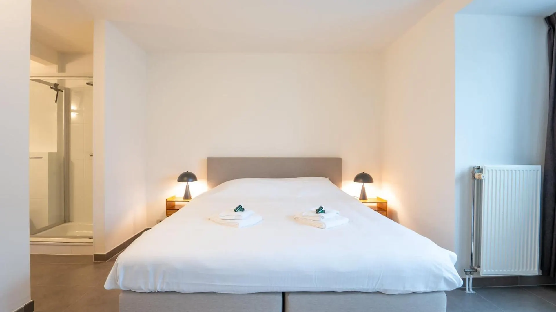 Papa Figos - Classy And Spacious 2 Bedroom Apartment 奥斯滕德
